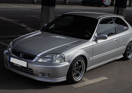 Honda Civic EK4 1.6 VTi
