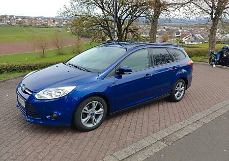 Ford Focus 1,0 EcoBoost 92kW SYNC Edition Turnier...