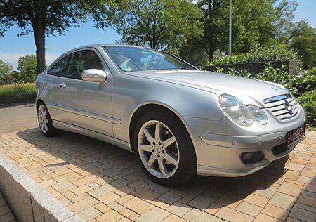 Mercedes-Benz CL 200