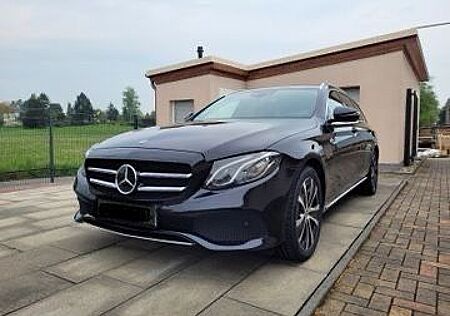 Mercedes-Benz E 300 de T Autom. -