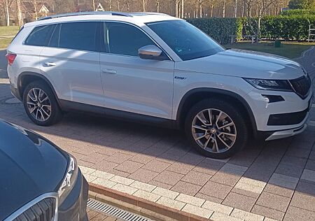 Skoda Kodiaq 2.0 TDI SCR 140kW DSG 4x4 SCOUT Voll!