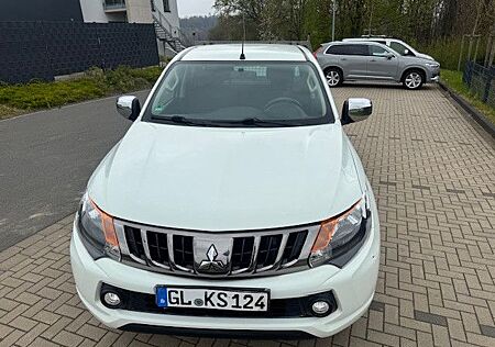 Mitsubishi L200 Basis Club Cab 4WD/Pritsche