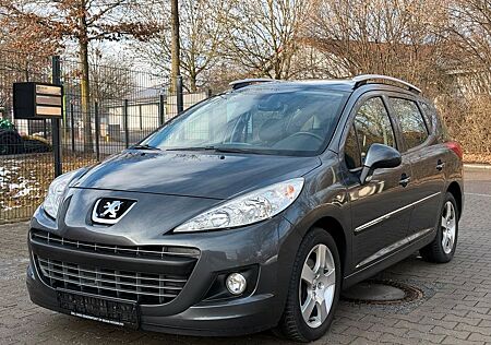 Peugeot 207 SW Premium Automatik Panorama AHK Klimaautom