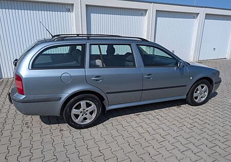 Skoda Octavia 1.6 Tour Combi Tour HU bis 03/27
