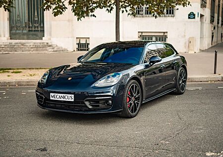 Porsche Panamera 4S E-Hybrid *Sport Turismo / Night Blue*