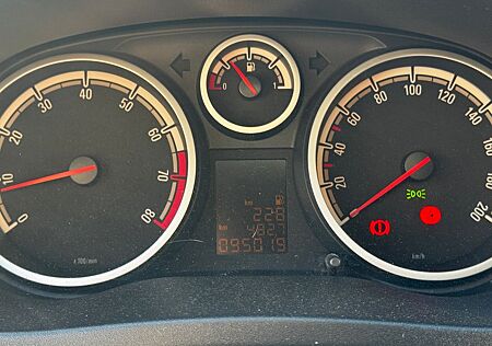 Opel Corsa 1.4 150 Jahre Edition,1. Hand