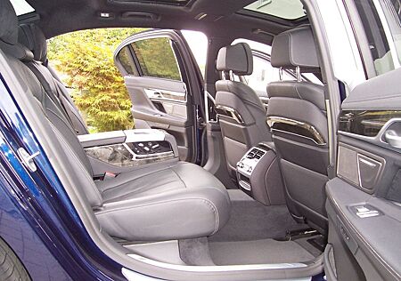 BMW 740Ld xDrive M Sportpaket Pano/Touch/Soft/Laser