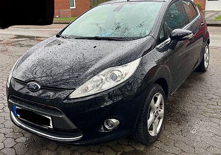 Ford Fiesta 1,25 Titanium |Klima| |AHK| |Szhzg.|