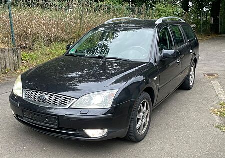 Ford Mondeo 2.5 V6 Ghia Ghia