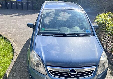 Opel Zafira 1.7 CDTI 92kW -