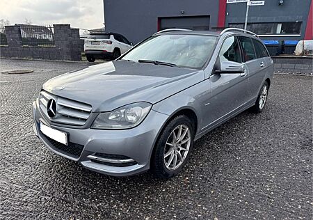 Mercedes-Benz C 180 T CGI BlueEfficiency Automatik*Navi*EURO5*