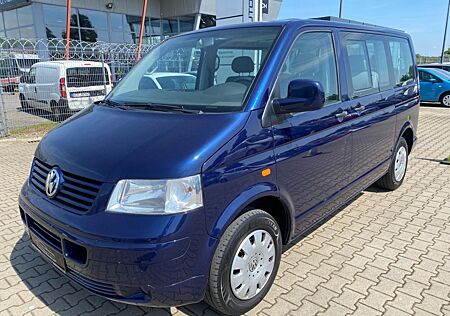 VW T5 Transporter Volkswagen Bus Shuttle