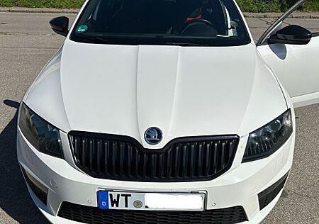 Skoda Octavia 2.0 TDI DSG RS Combi RS