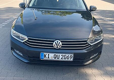 VW Passat Volkswagen 2.0 TDI SCR Trendline Trendline