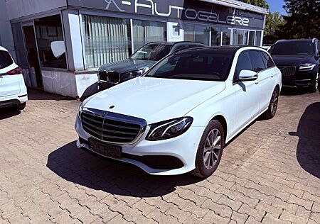 Mercedes-Benz E 220 E 220d T-Modell|1.Hand|Panoramadach|Burmester|AC