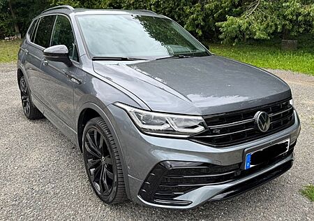 VW Tiguan Allspace Volkswagen R-Line 2.0 TSI, AHK, 7-Sitze, HK