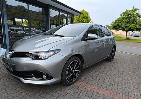 Toyota Auris Hybrid Team D AUTOMATIK