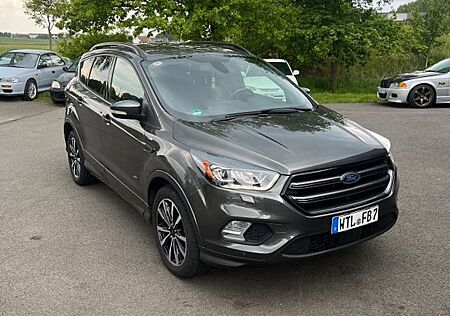 Ford Kuga ST-Line DM2