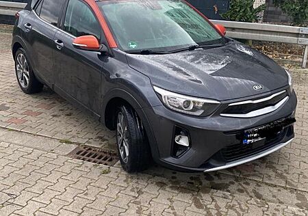 Kia Stonic 1.4 Dream-Team Edition Drea...