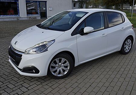 Peugeot 208 Active*1.6 HDi*1 Hand*Temp*