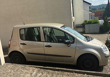 Renault Modus Authentique 1.2 16V 55kW Authentique