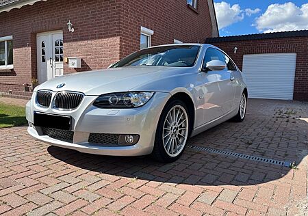 BMW 335i Coupé E92 - Handschaltung