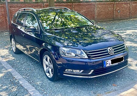 VW Passat Volkswagen 1.6 TDI B7 AHK PDC LED Licht top Zustand
