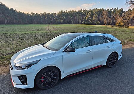 Kia Pro_ceed pro_cee'd / ProCeed 1.6 T-GDI DCT GT GT