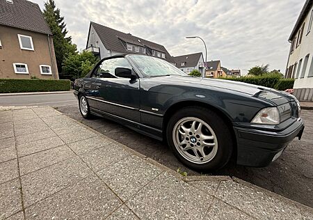 BMW 320i Cabrio