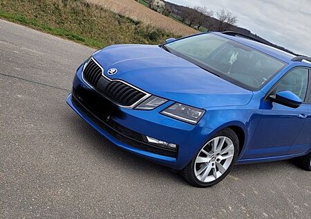 Skoda Octavia 2.0 TDI DSG Drive Combi Drive