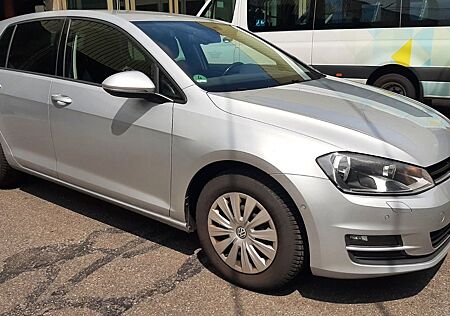 VW Golf Volkswagen 1.2 TSI BMT