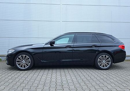 BMW 525d Sport Line (Pano/Night Vision/360 Kamera)