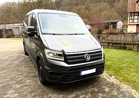 VW Crafter Volkswagen in gepflegten Zustand mit LED