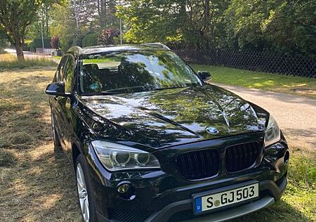 BMW X1 xDrive18d Sport Line Sport Line, NAVI, AHK,