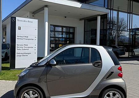 Smart ForTwo 52kW mhd PASSION KLIMA PANO LEDER SITZHZG