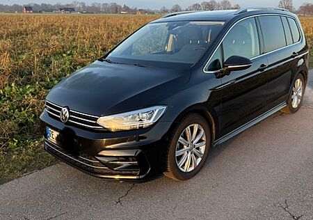 VW Touran Volkswagen 1.4TSI DSG Highline BMT/7-Sitzer/Pano/Nav