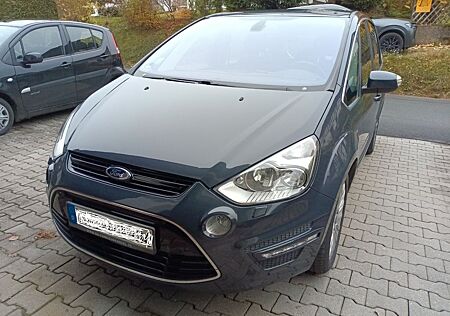 Ford S-Max 2,0 TDCi 103kW DPF Titanium Titanium