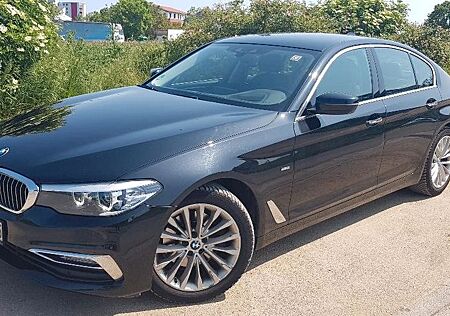 BMW 520d xDrive A-Luxury Line-Kamera 360°-TV-Head Up