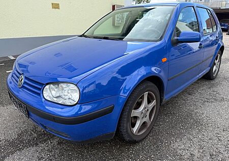 VW Golf Volkswagen 1.4/el. Schiebedach/Klima