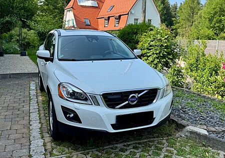 Volvo XC 60 XC60 2.4D Allrad ACC