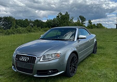 Audi A4 3.2 FSI tiptronic quattro Cabriolet -