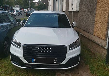 Audi Q2 35 TFSI S tronic design