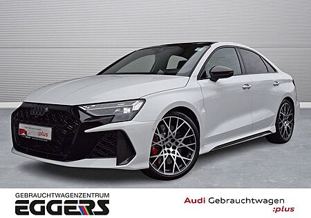Audi RS3 RS 3 Limo qu/S-tr. *Matrix*Pano*SONOS*Navi*RüKam