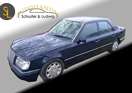 Mercedes-Benz E 280 Blau/Blau, Neues Getriebe, Youngtimer