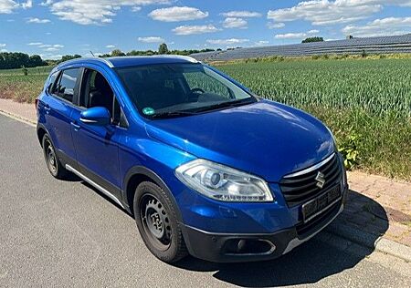 Suzuki SX4 S-Cross 8 Fach Bereift+Klima+AHK