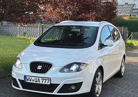 Seat Altea XL 2.0 TDI/DSG/Xenon/SHZ/AHK/BTH/NAVI/R17