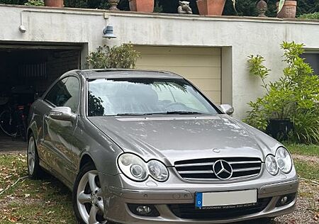 Mercedes-Benz CLK 200 KOMPRESSOR AVANTGARDE 184 PS AUTOMATIC