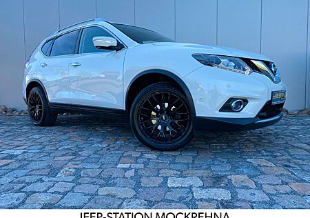 Nissan X-Trail TEKNA 4x4 SCHECKHEFT AHK PANODACH