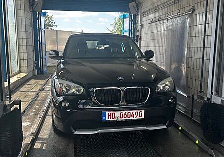 BMW 118 X1 SDrive 18i TÜV 03.2027