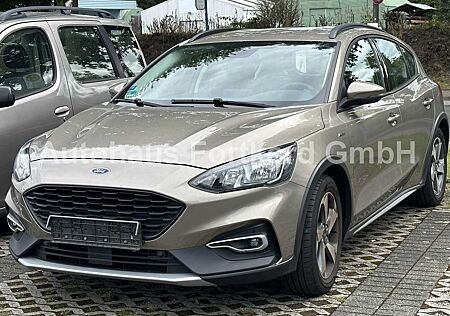 Ford Focus 1.0 EcoB. 4türig, ACTIVE - Navi, PDC, Al